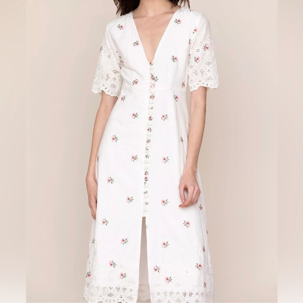White Floral Embroidered Dress with Lace Sleeves Size S. NWT